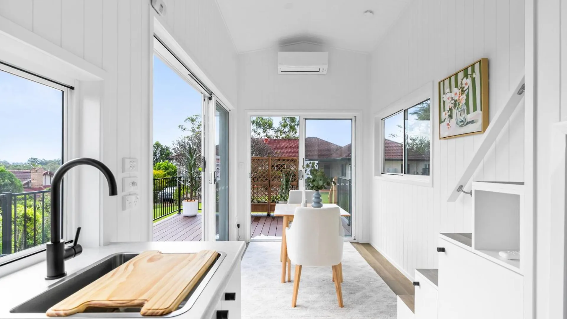 Cute 1-Bed Tiny House With Garden In Nature Albany Creek Apartment